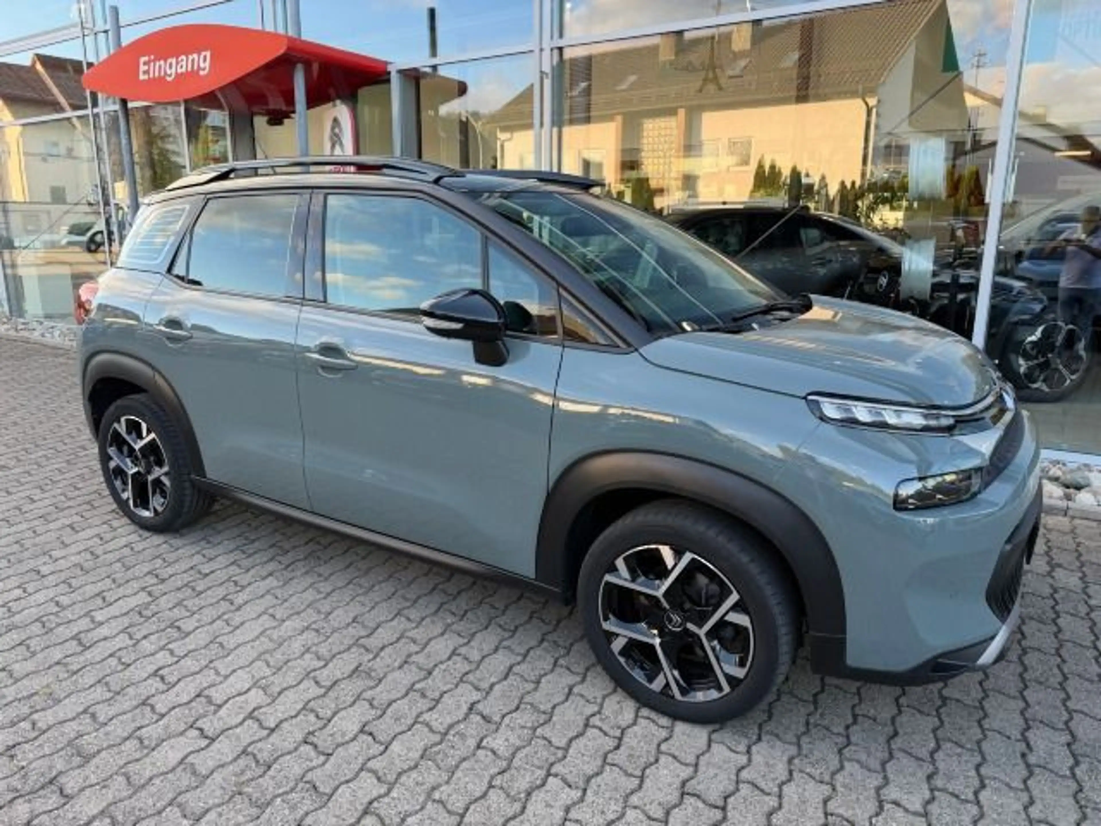 Citroen C3 Aircross 1.2 PureTech 130 Shine Pack S&S — photo 6