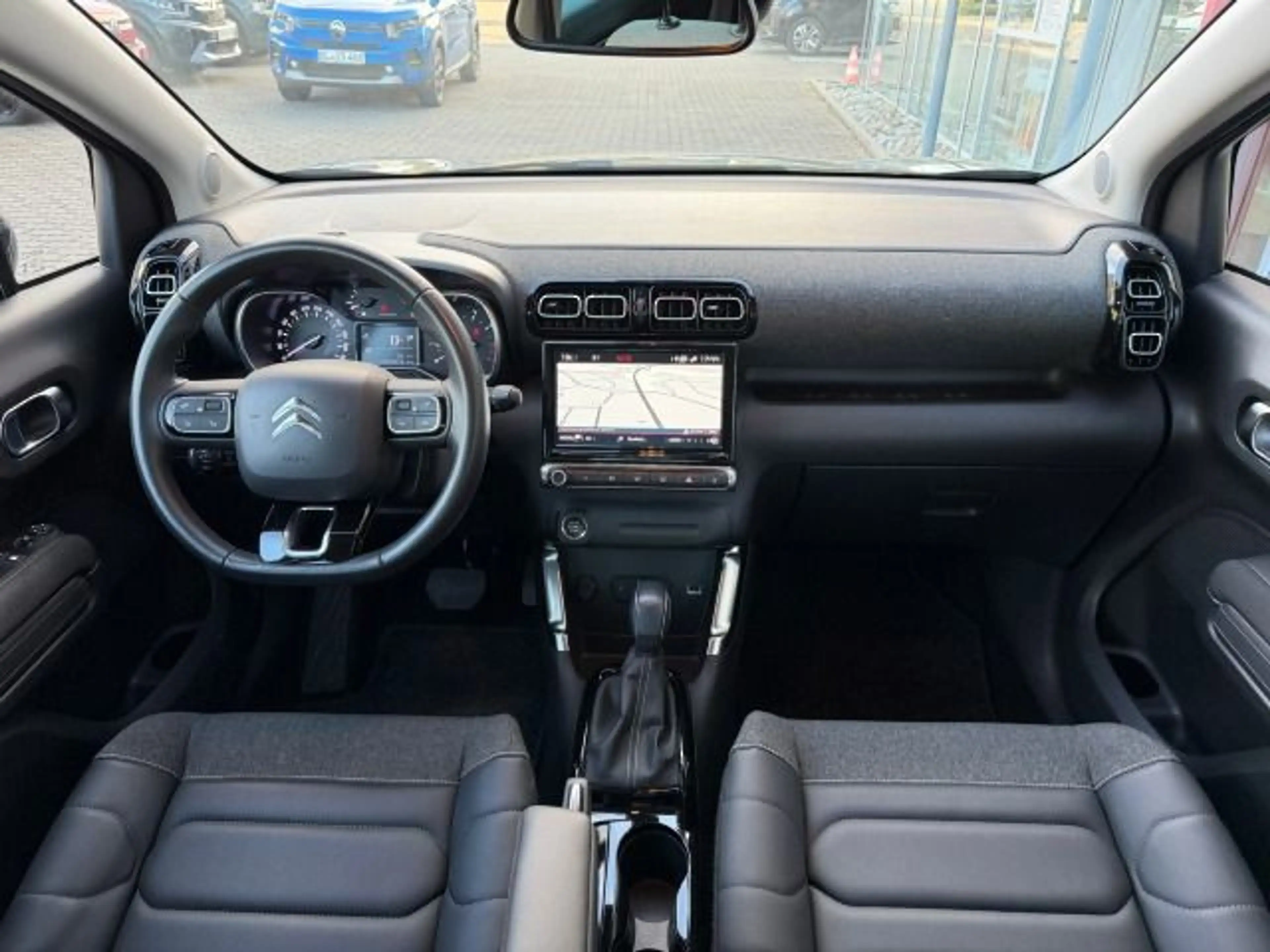 Citroen C3 Aircross 1.2 PureTech 130 Shine Pack S&S — photo 15