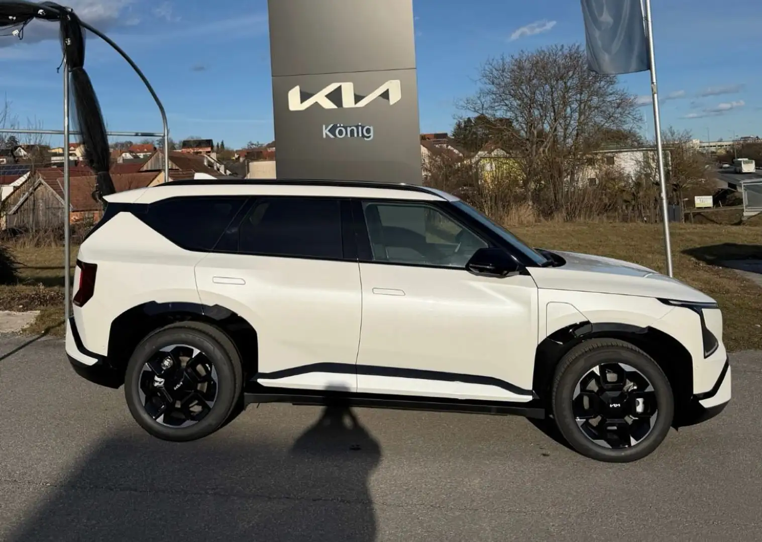 Kia EV5 EV5/GT-LINE/81,4KWH/AT/FWD/216/MY26 Weiß - 1