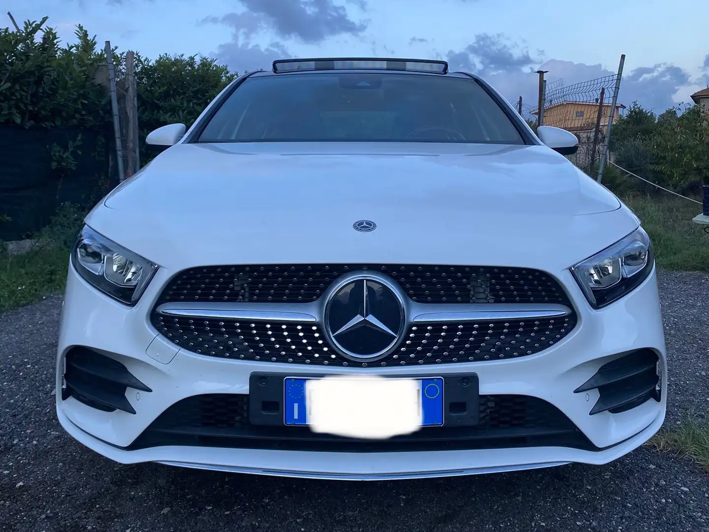 Mercedes-Benz A 180 A 180 d Premium auto Bianco - 1