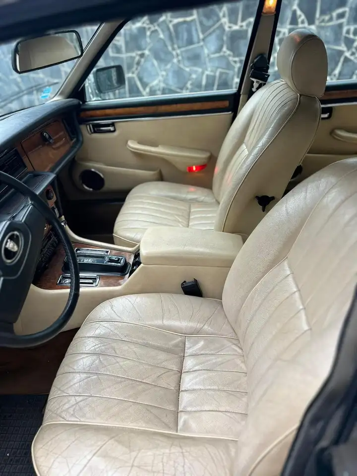 Jaguar XJ12 5.3 V12 HE Sovereign, foto 11