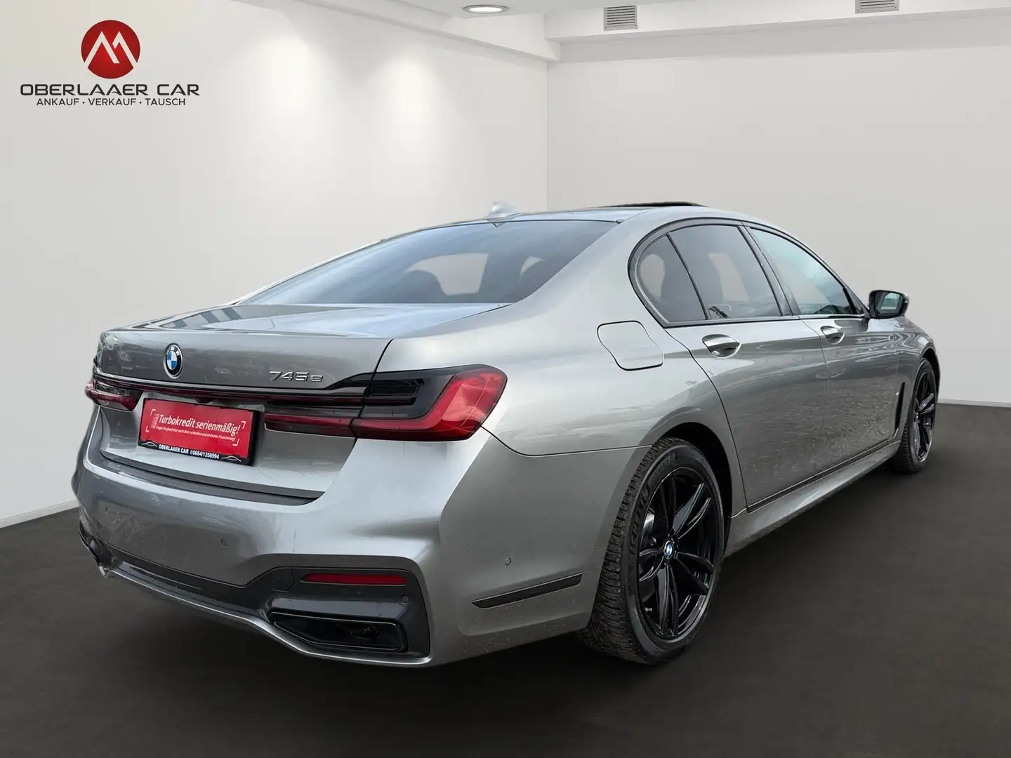 BMW 745 745 e M Sport Aut. | Schiebedach | LED | ACC | Grau - 2