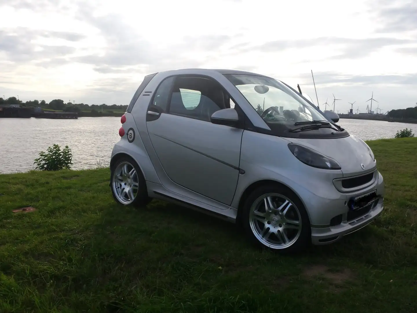 smart brabus smart fortwo coupe softouch BRABUS Xclusive Silber - 2