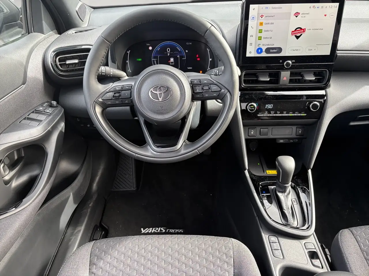Toyota Yaris Cross 1.5 Hybrid Teamplayer mit Winter-Pa 10