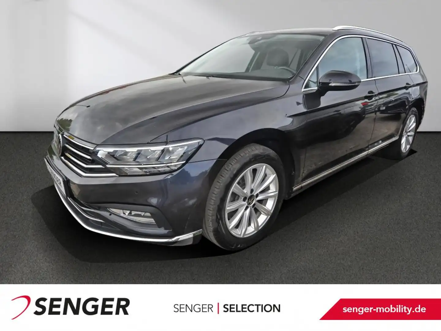Volkswagen Passat Variant 1.5 TSI Elegance Navi LED ACC PDC Zwart - 1