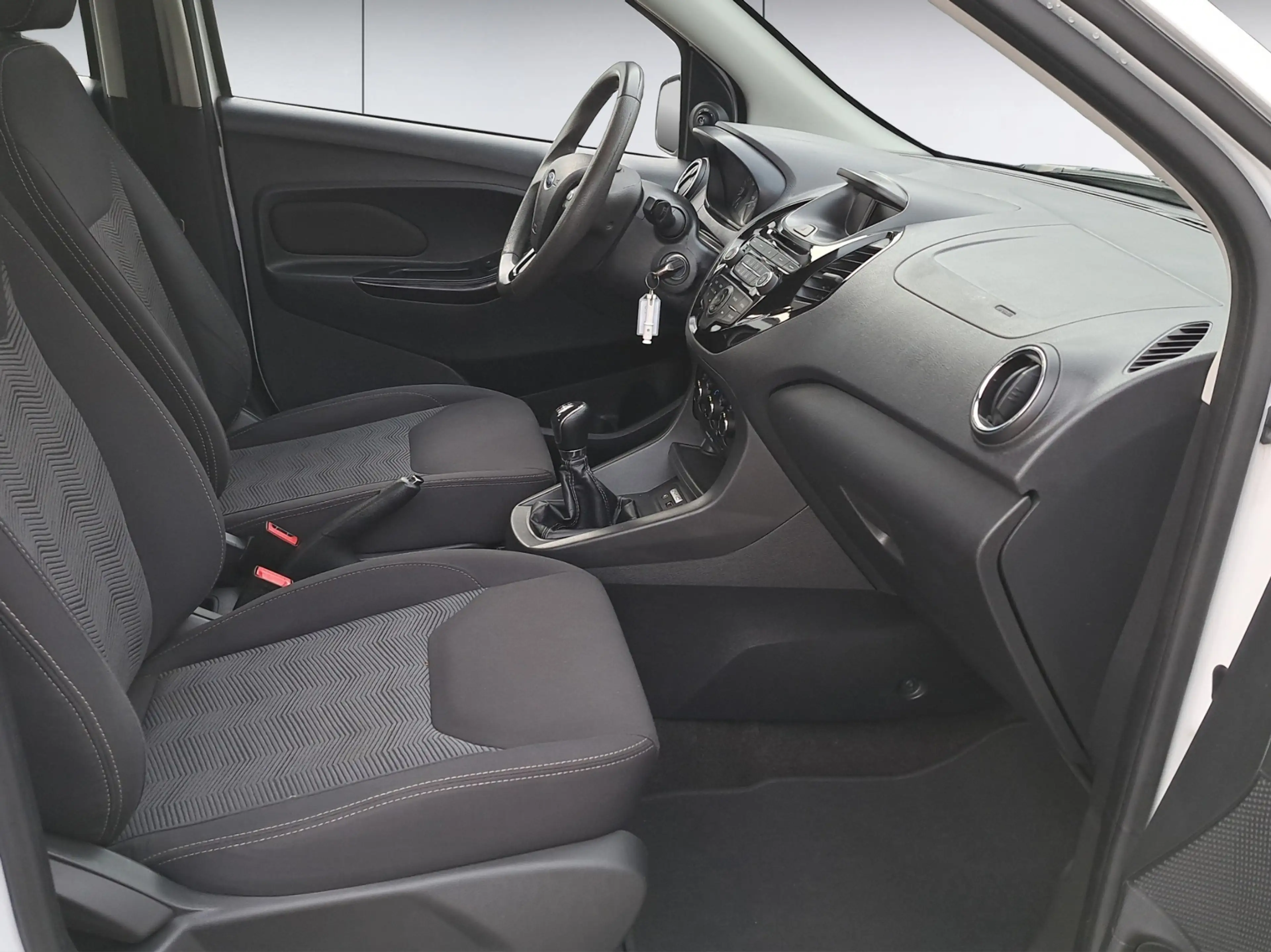 Ford Ka/Ka+ + 1.2 Ti-VCT Cool&Sound — photo 8