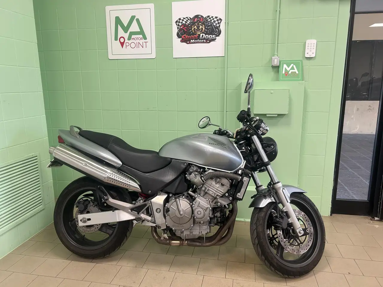 Honda Hornet