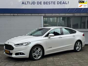 2.0 IVCT HEV Titanium l Automaat l Volledig Onderh