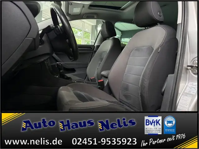 Volkswagen Golf view 8