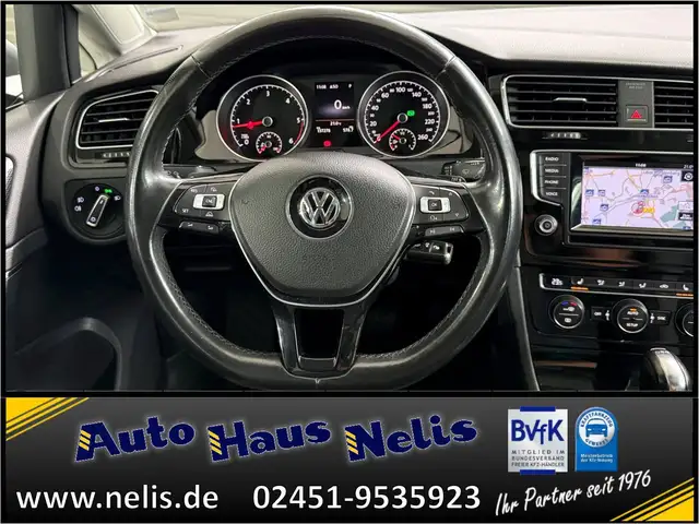 Volkswagen Golf view 11