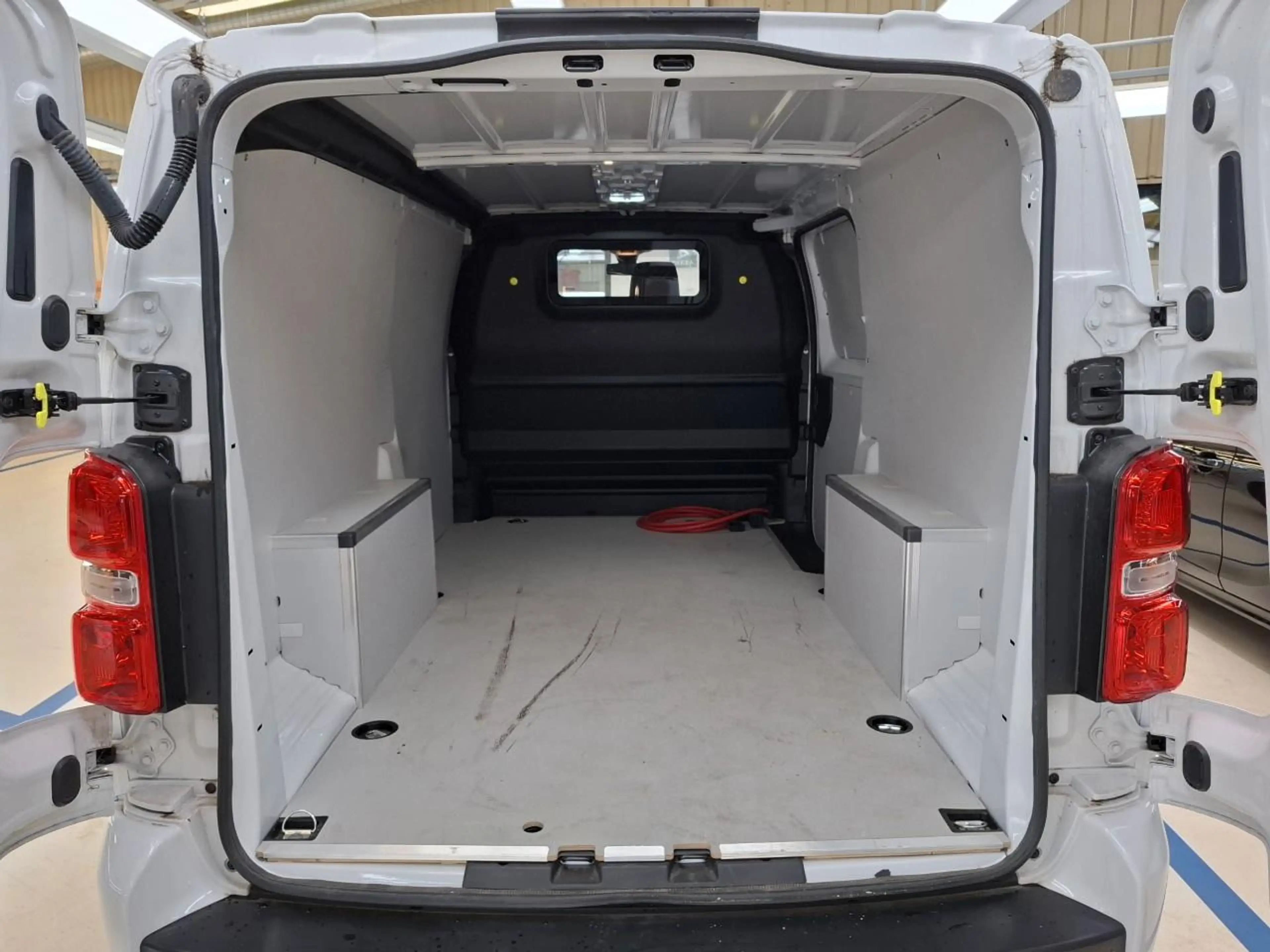 Fiat Scudo e-Scudo L3 75 kWh | 8 jaar garantie | betimmering — photo 6