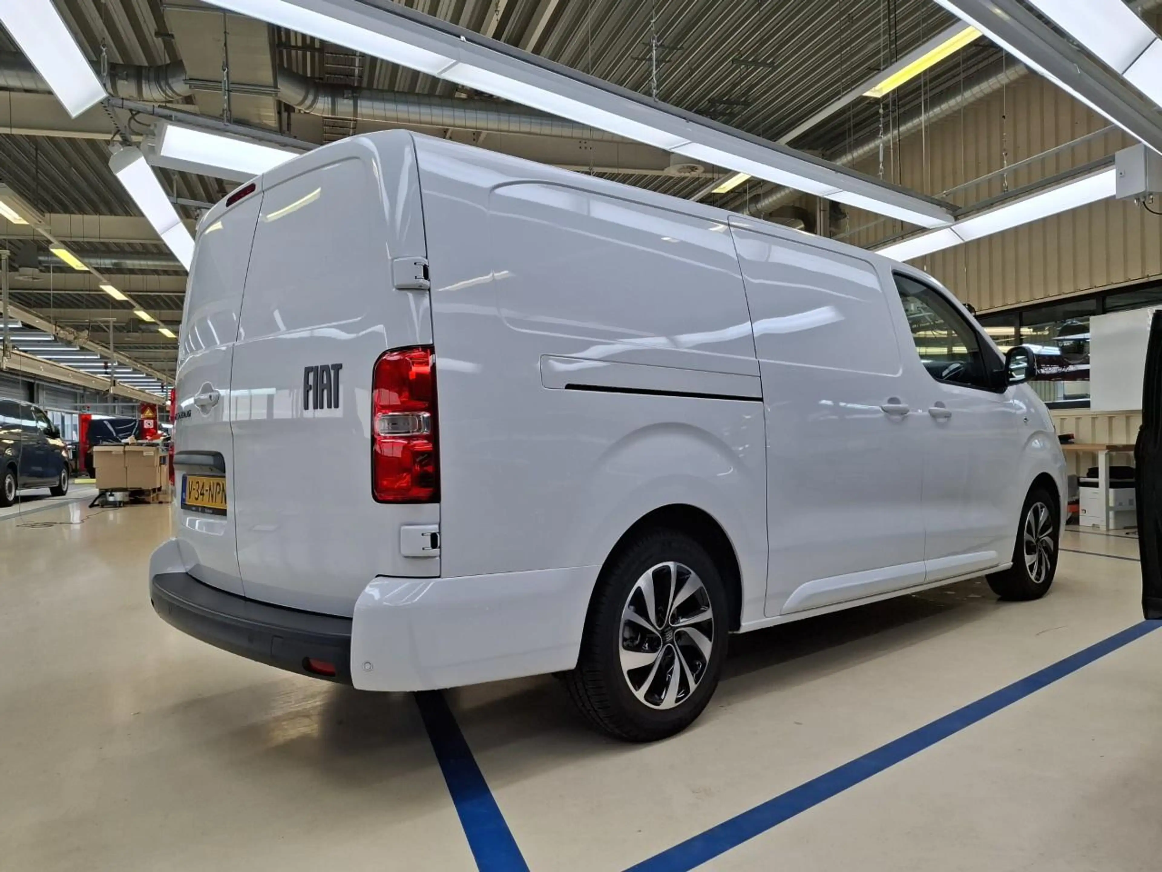Fiat Scudo e-Scudo L3 75 kWh | 8 jaar garantie | betimmering — photo 7