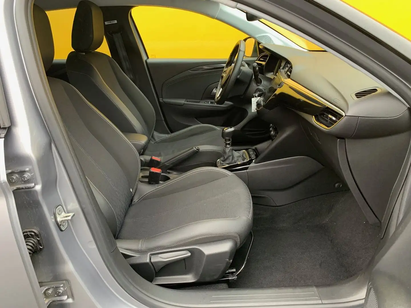 Opel Corsa 1.2 TURBO 100CH ELEGANCE - 2
