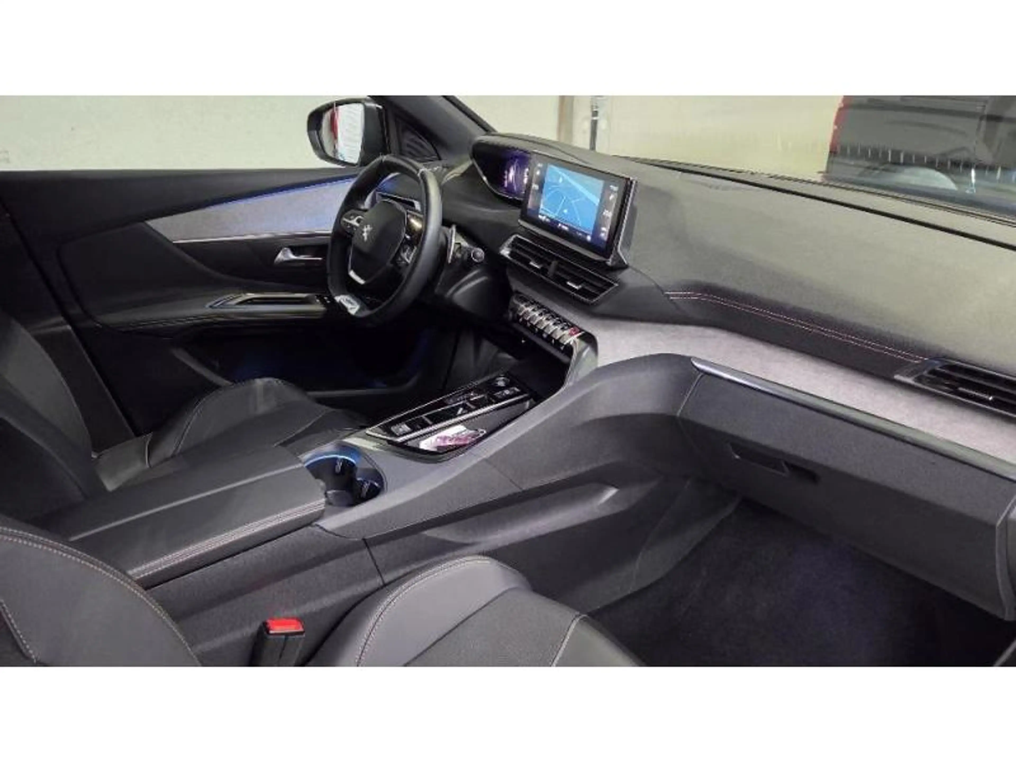 Peugeot 3008 GT — photo 2