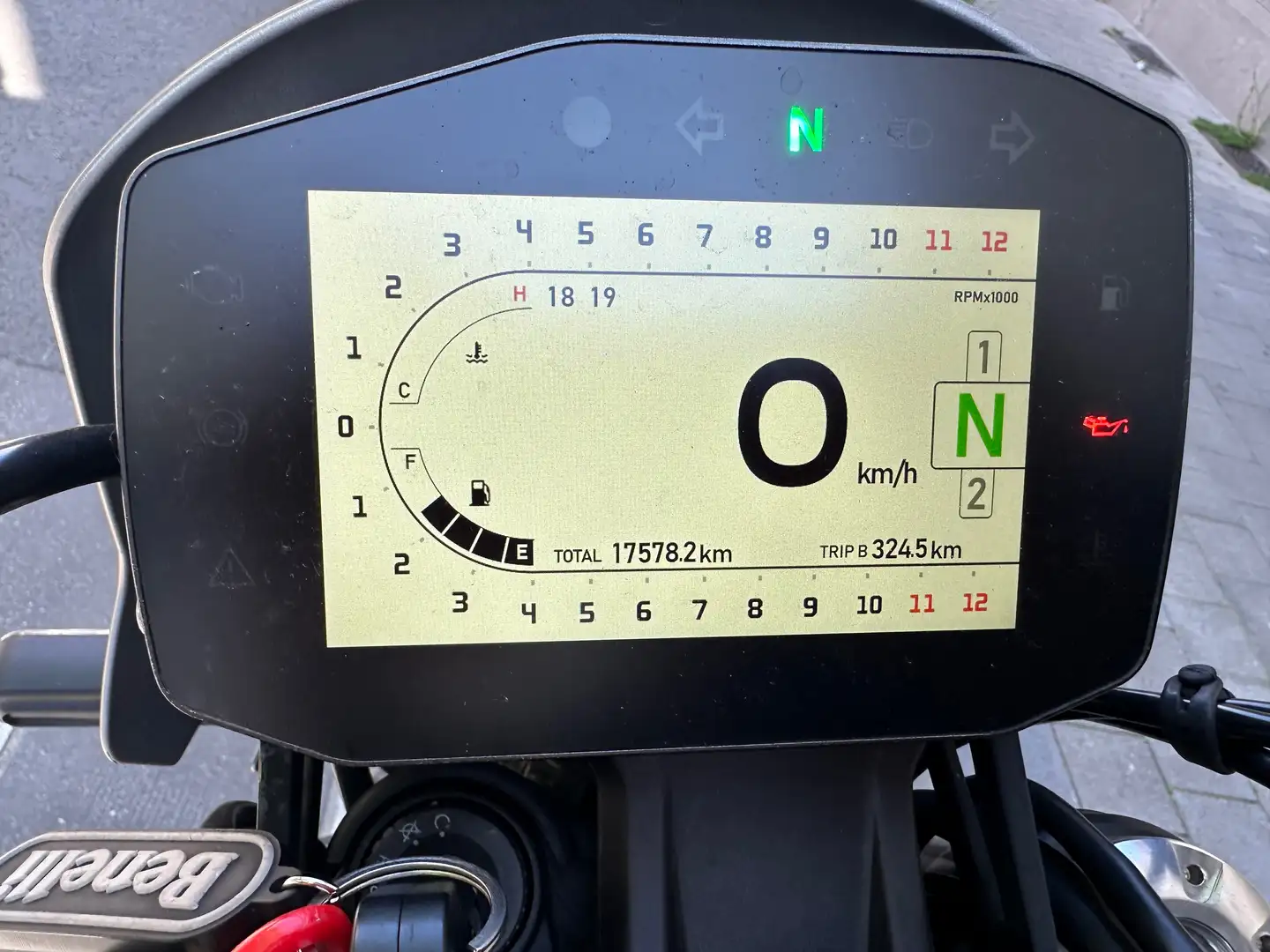 Benelli Leoncino 800 trail Zilver - 2