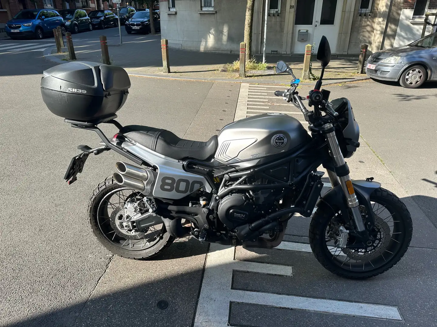 Benelli Leoncino 800 trail Zilver - 1