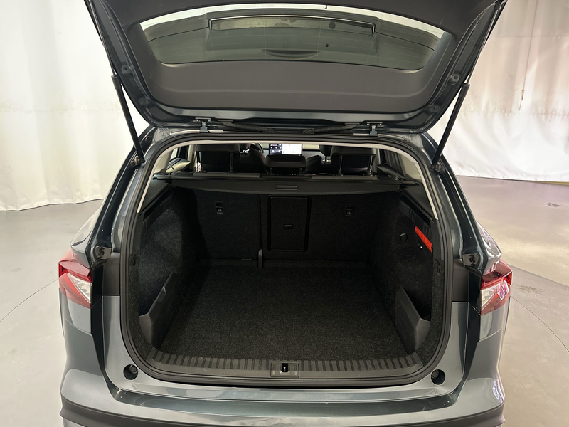 Skoda Enyaq iV 80 Camera Trekhaak Navigatie Sfeerverlichting A — photo 19