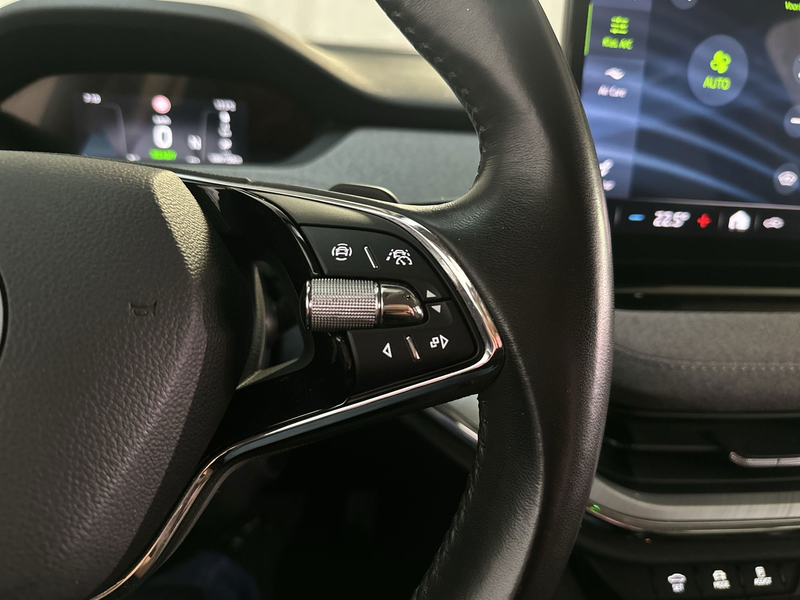 Skoda Enyaq iV 80 Camera Trekhaak Navigatie Sfeerverlichting A — photo 23