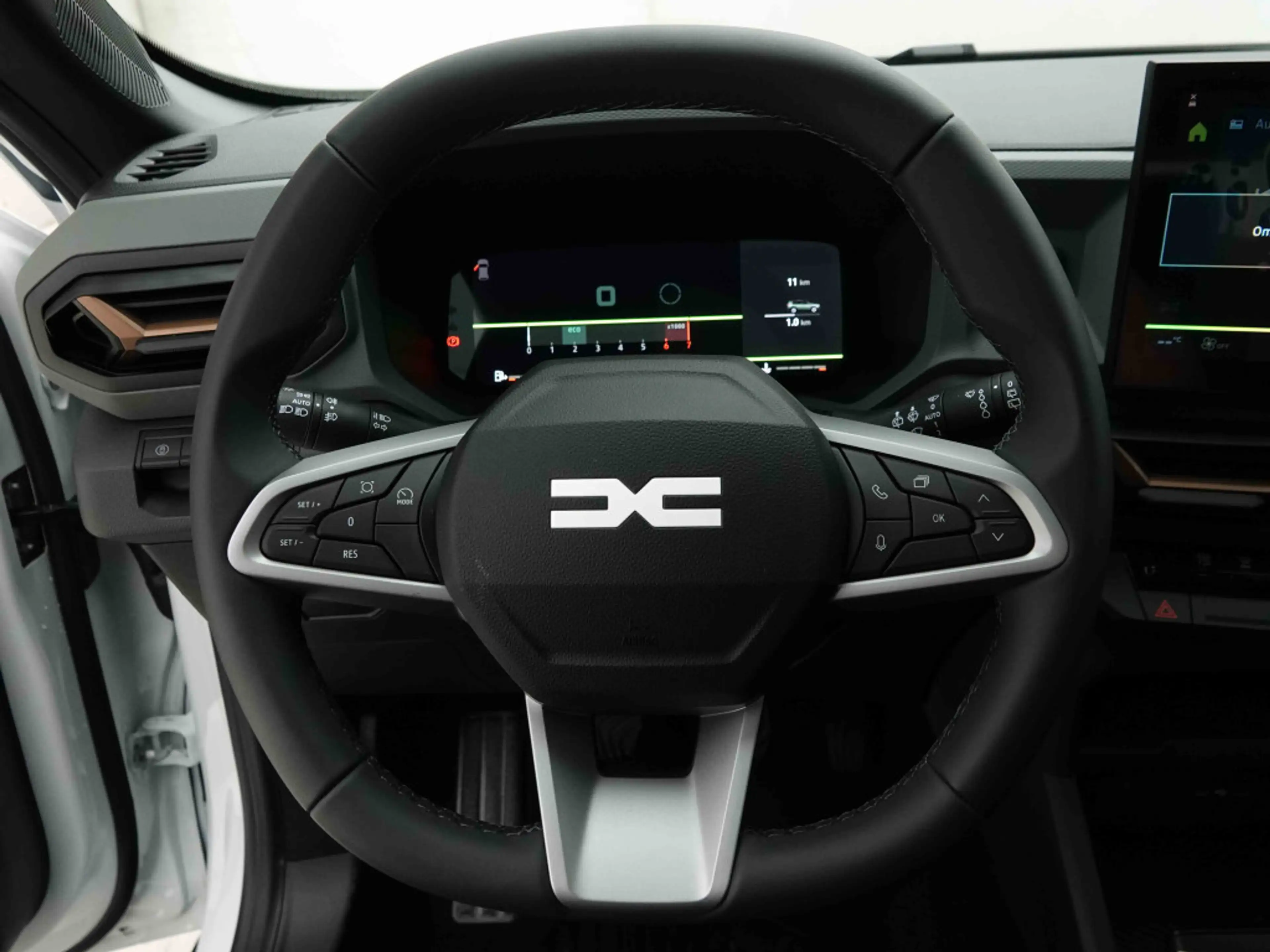 Dacia Bigster 1.2 TCe 140 MHEV Extreme | GPS — photo 10