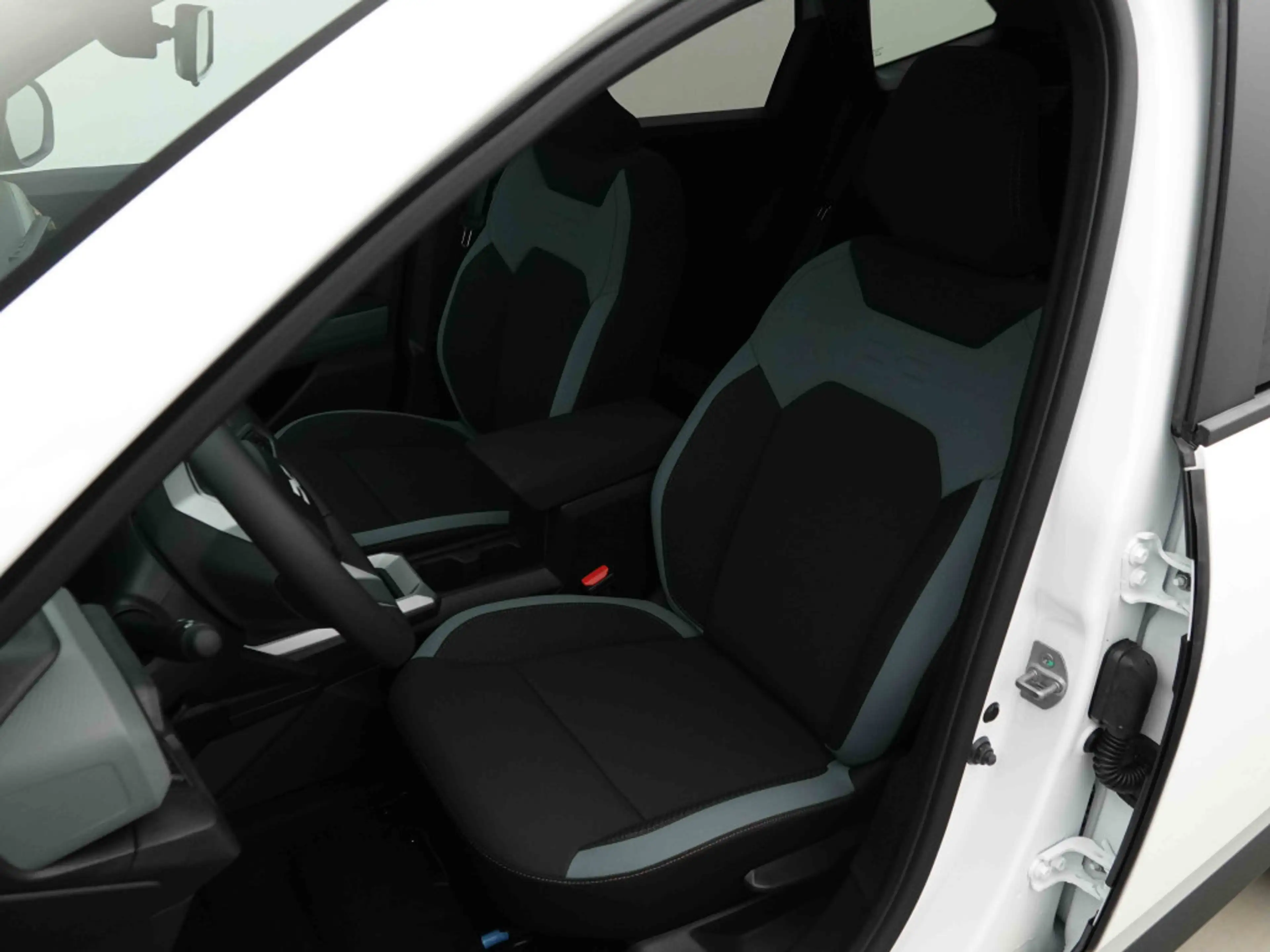 Dacia Bigster 1.2 TCe 140 MHEV Extreme | GPS — photo 7