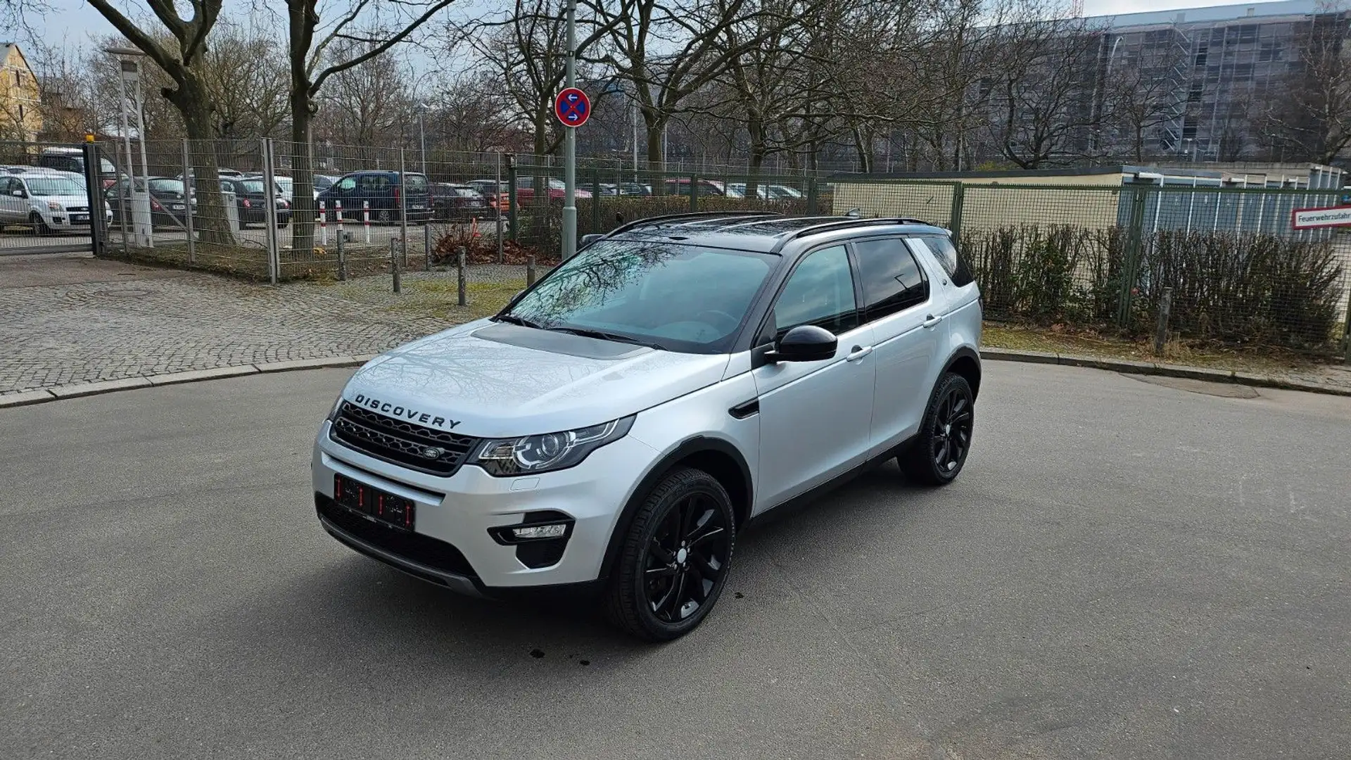 Land Rover Discovery Sport HSE AWD KAMERA MOTOR 16000 KM Silver - 1