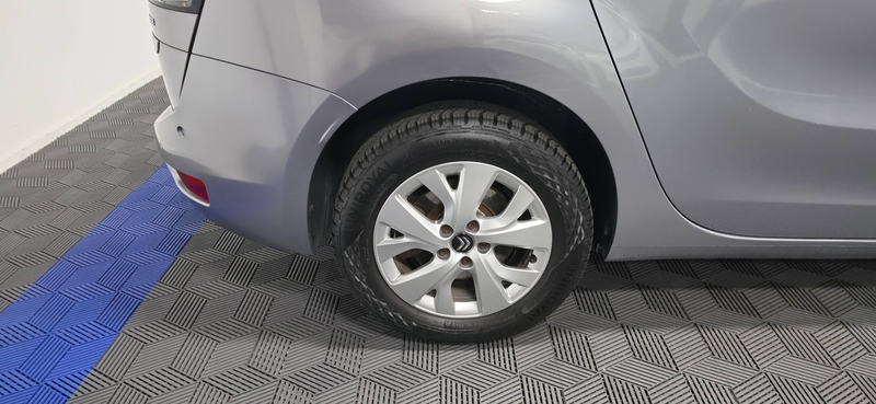 Citroen C4 SpaceTourer 1.5 BlueHDi 131cv 7 Places Business - 1ère Main - Entretien à jour — photo 11