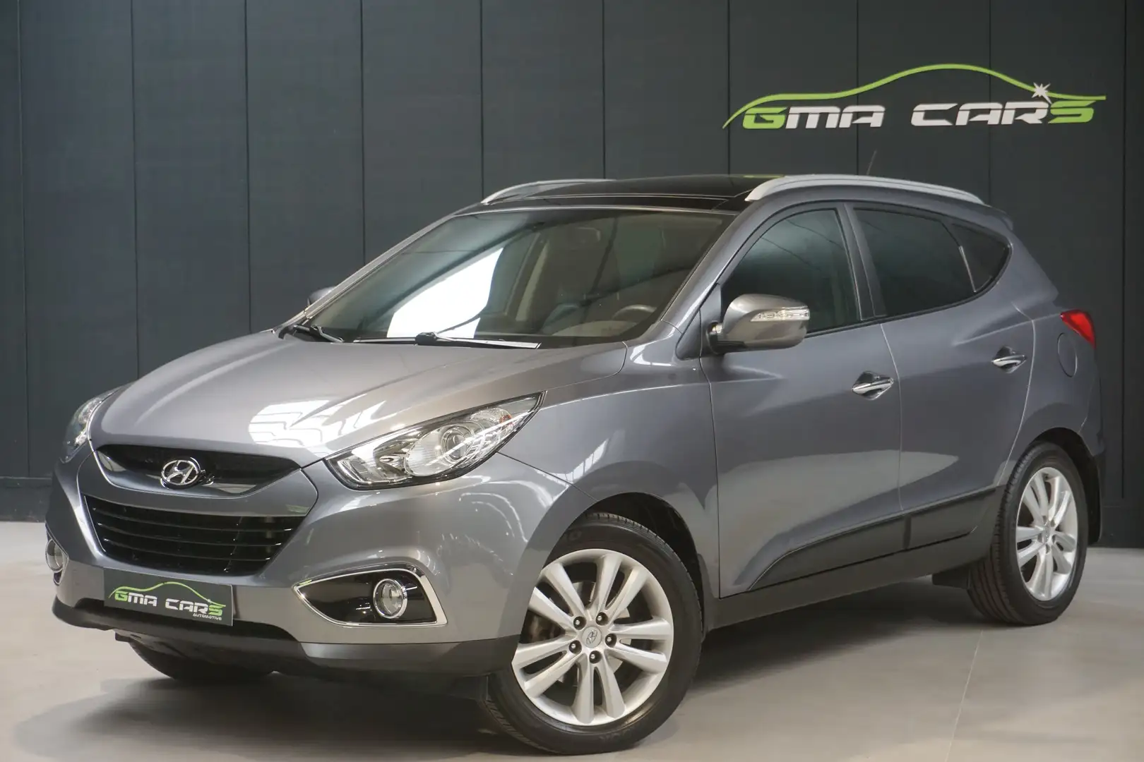 Hyundai iX35 2.0 CRDi 4WD Executive  Automaat-Nav-Pano-Garantie Grey - 1