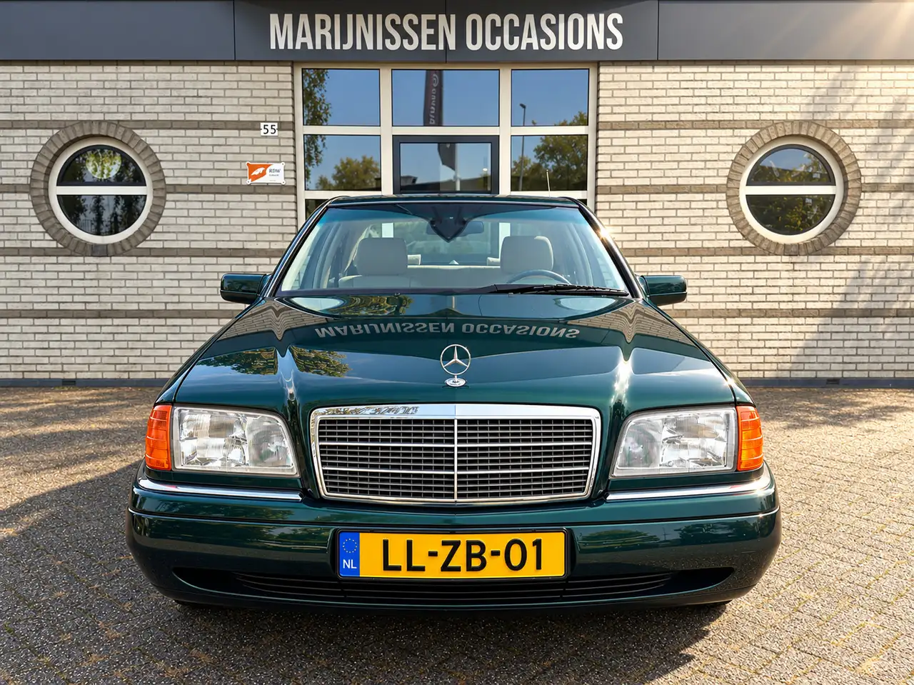Mercedes-Benz C 200 Sport|NL|Nieuwstaat|, foto 5