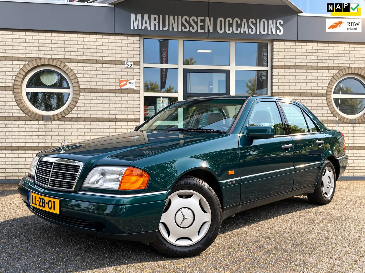 Mercedes-Benz C 200 Sport|NL|Nieuwstaat|, foto 1