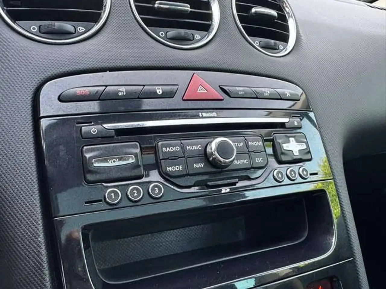 Peugeot 308 308 — photo 18