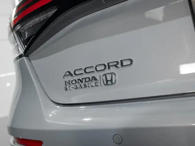 Honda Accord 2026 — photo 4