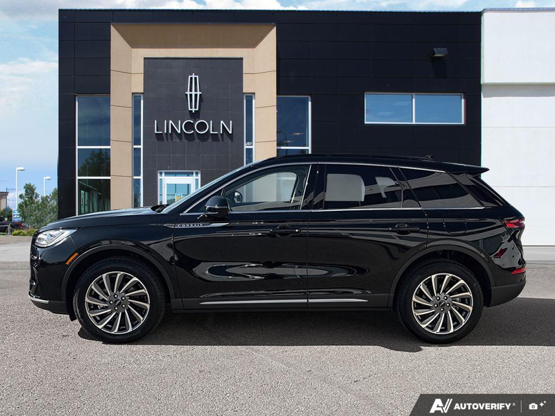 2026 Lincoln Corsair Reserve - Navigation,  Heated Steering Wheel,  Coo — photo 1