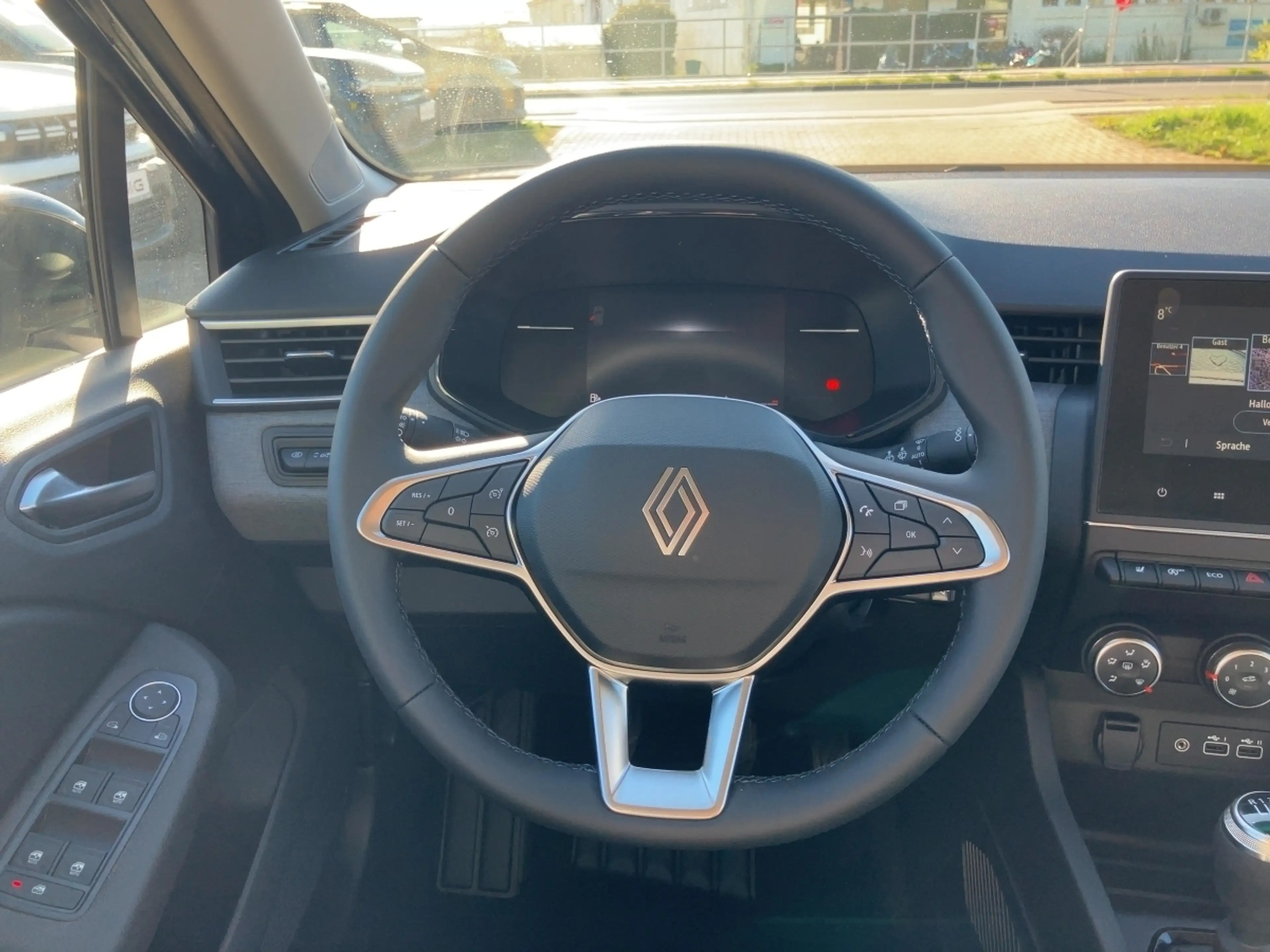 Renault Clio Evolution TCe 90 — photo 10