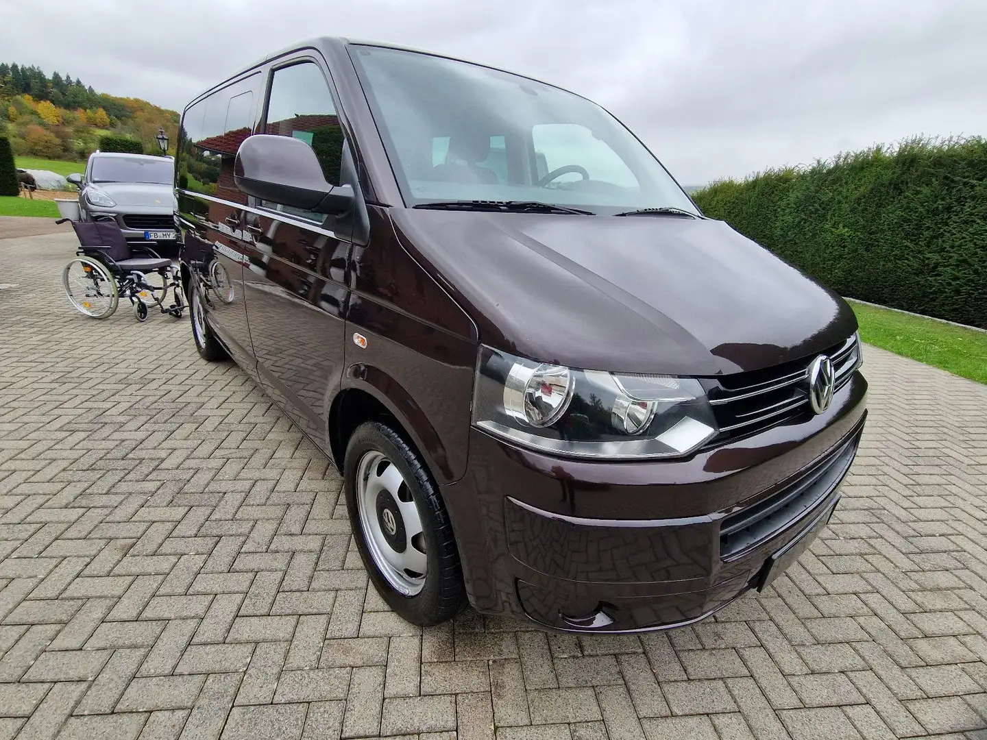 Volkswagen T5 Transporter T5 Behindertengerecht 2.0 TDI,*Aut./Rollilift*AC Mauve - 2
