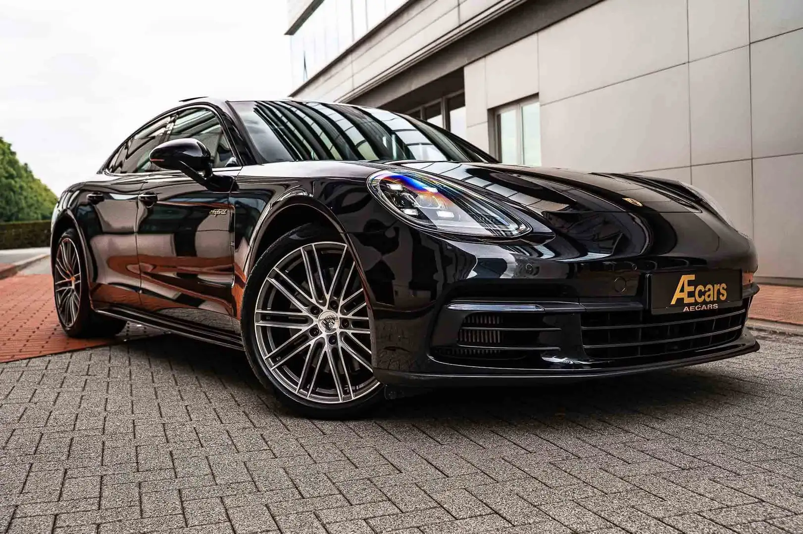 Porsche Panamera 4 E-HYBRID / SPORT CHRONO / BELGIAN CAR / 1 OWNER Schwarz - 2