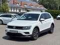 Volkswagen Tiguan United 2.0TDI 110KW DSG*NAVI*SHZ*ACC*CAM Weiß - thumbnail 1