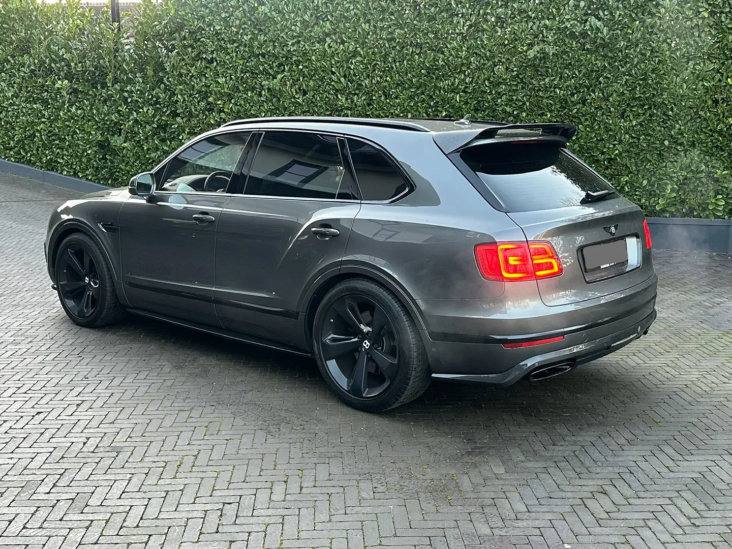 Bentley Bentayga W12 First Edition - 1