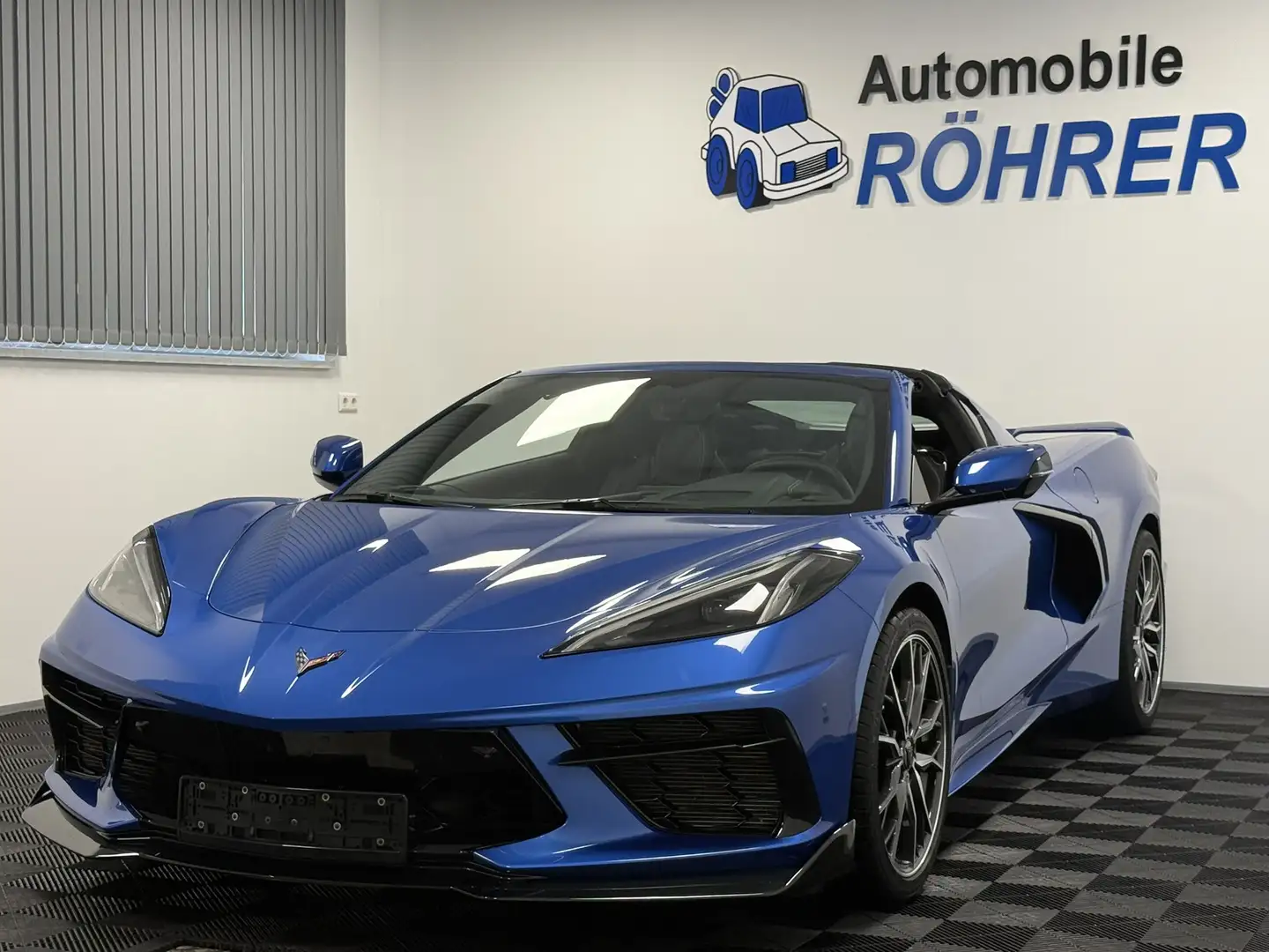 Corvette C8 6.2 Stingray Targa deutsches Fzg 1.Hand Azul - 1