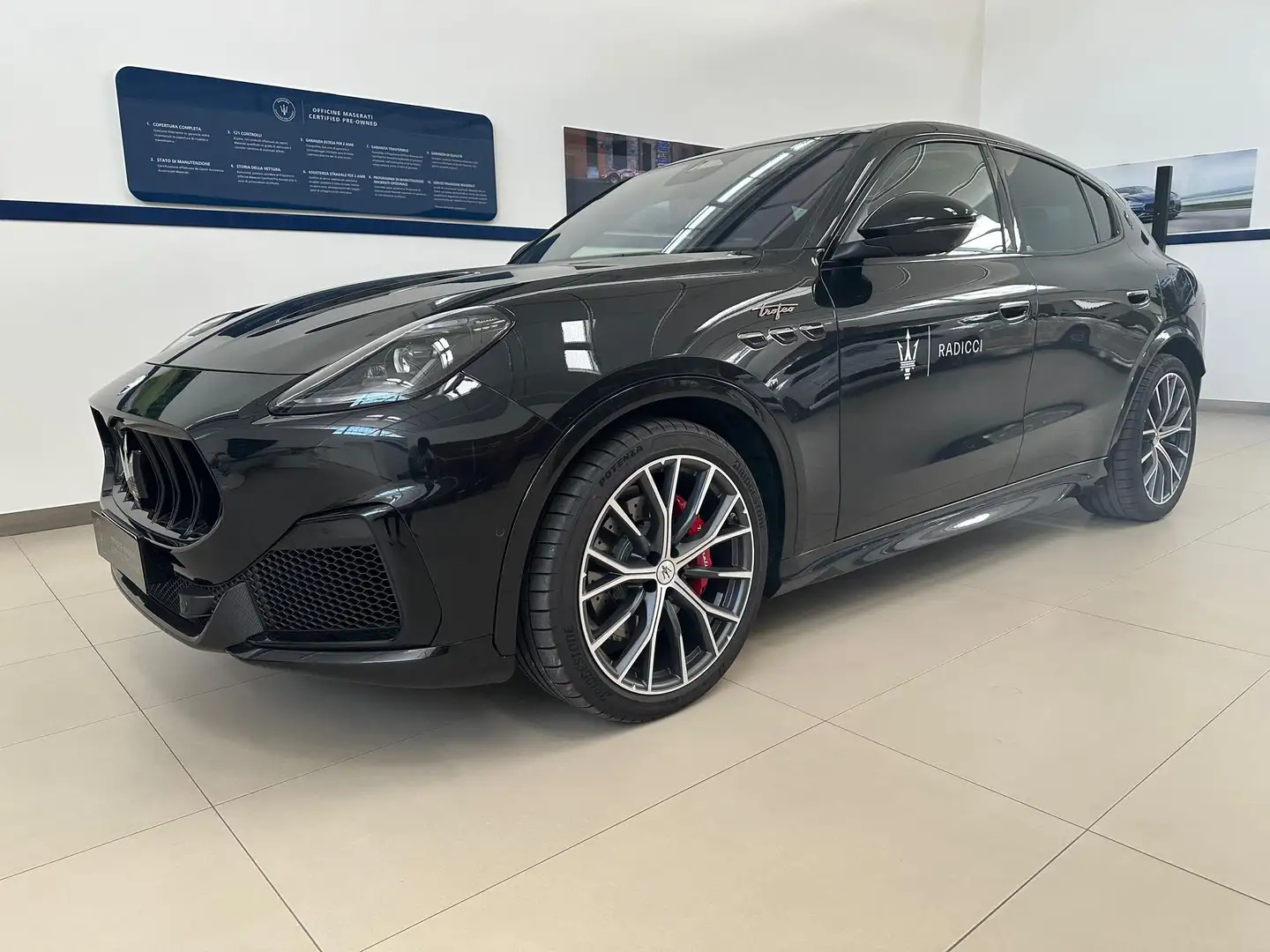 Maserati Grecale 3.0 V6 Trofeo Schwarz - 1