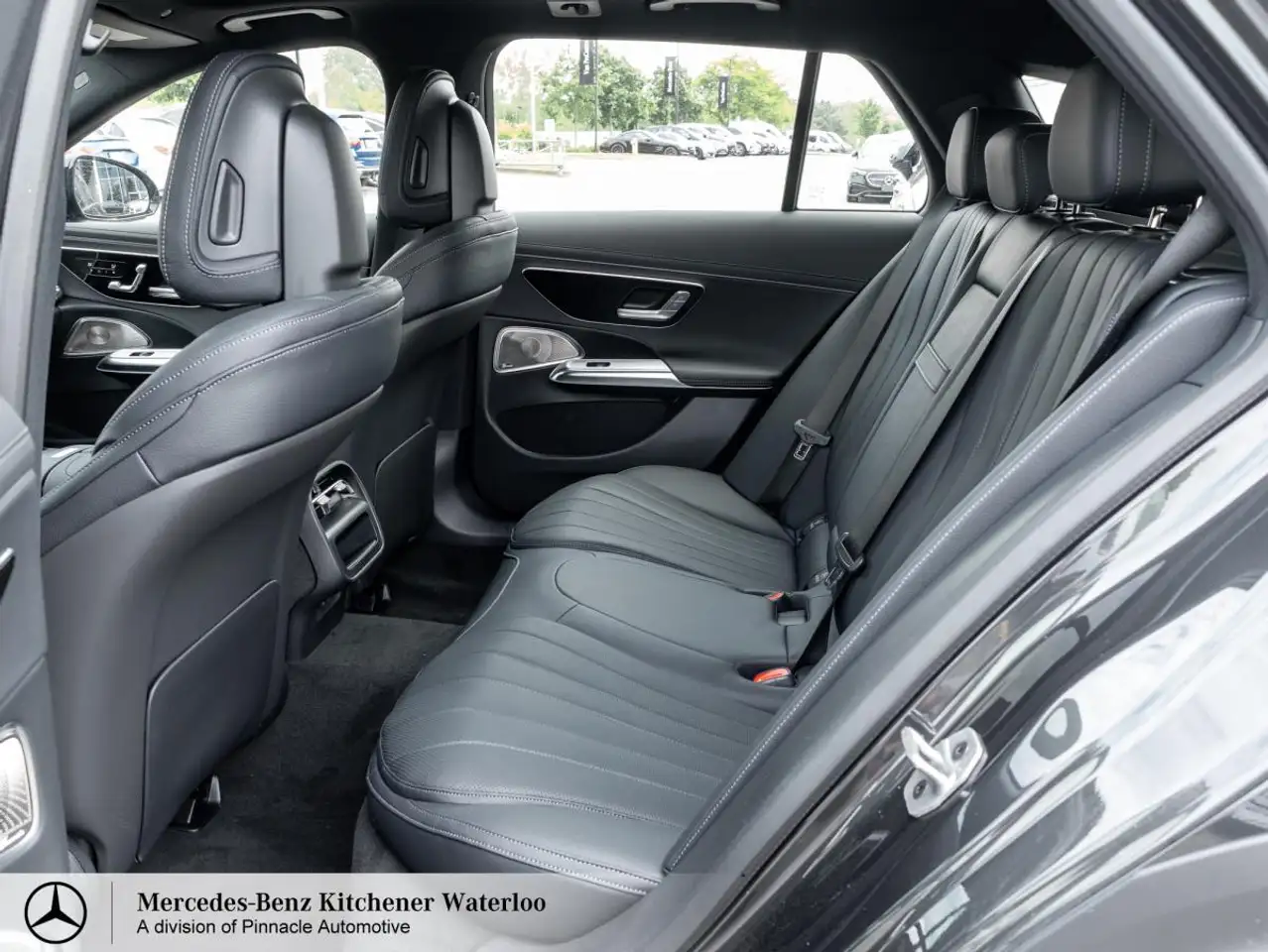 Mercedes-Benz E-Class fotografie Mercedes-Benz E-Class