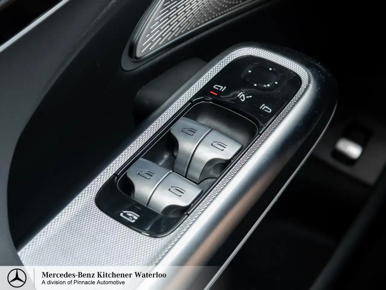 Mercedes-Benz E-Class fotografie Mercedes-Benz E-Class