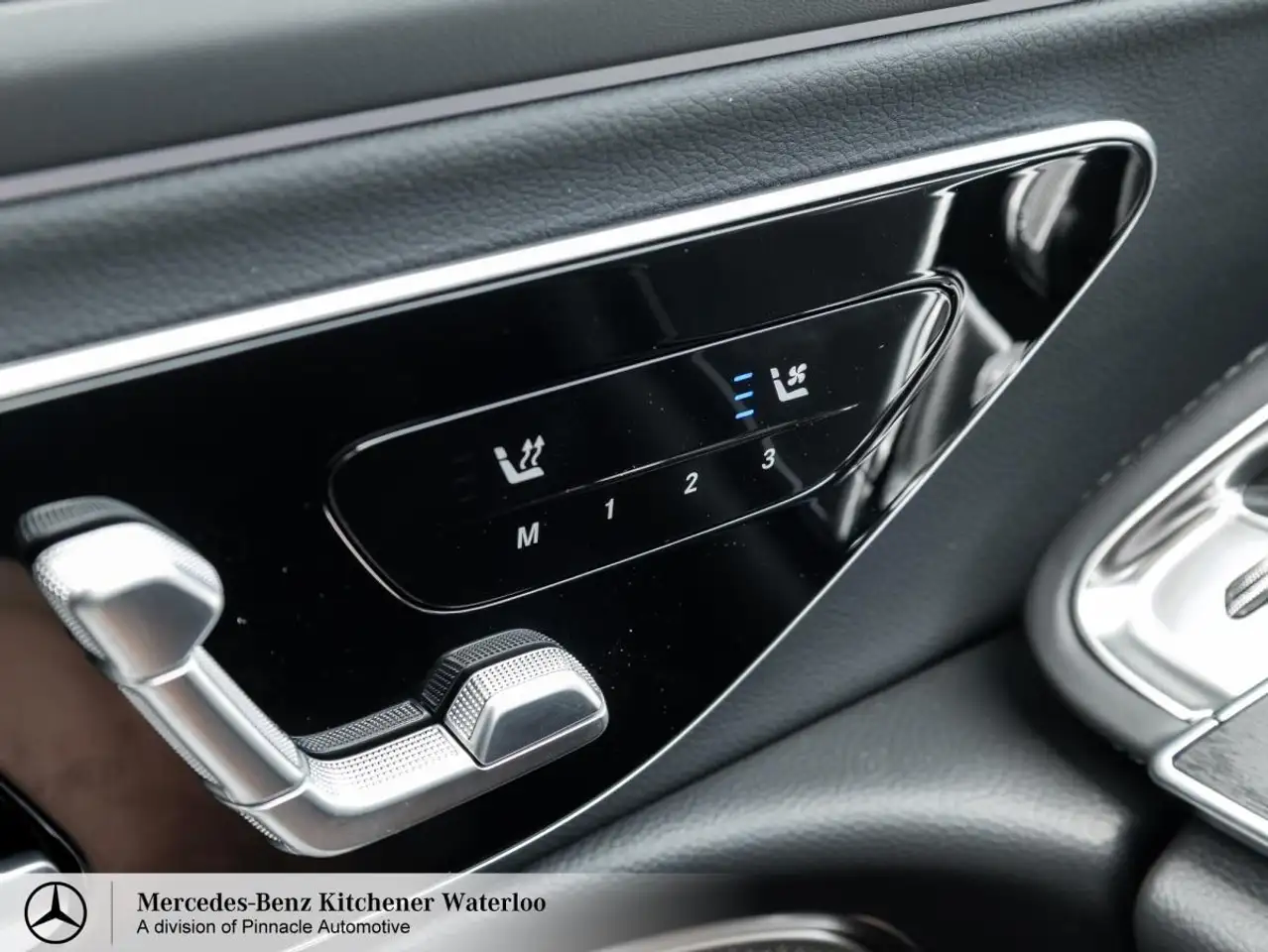 Mercedes-Benz E-Class fotografie Mercedes-Benz E-Class