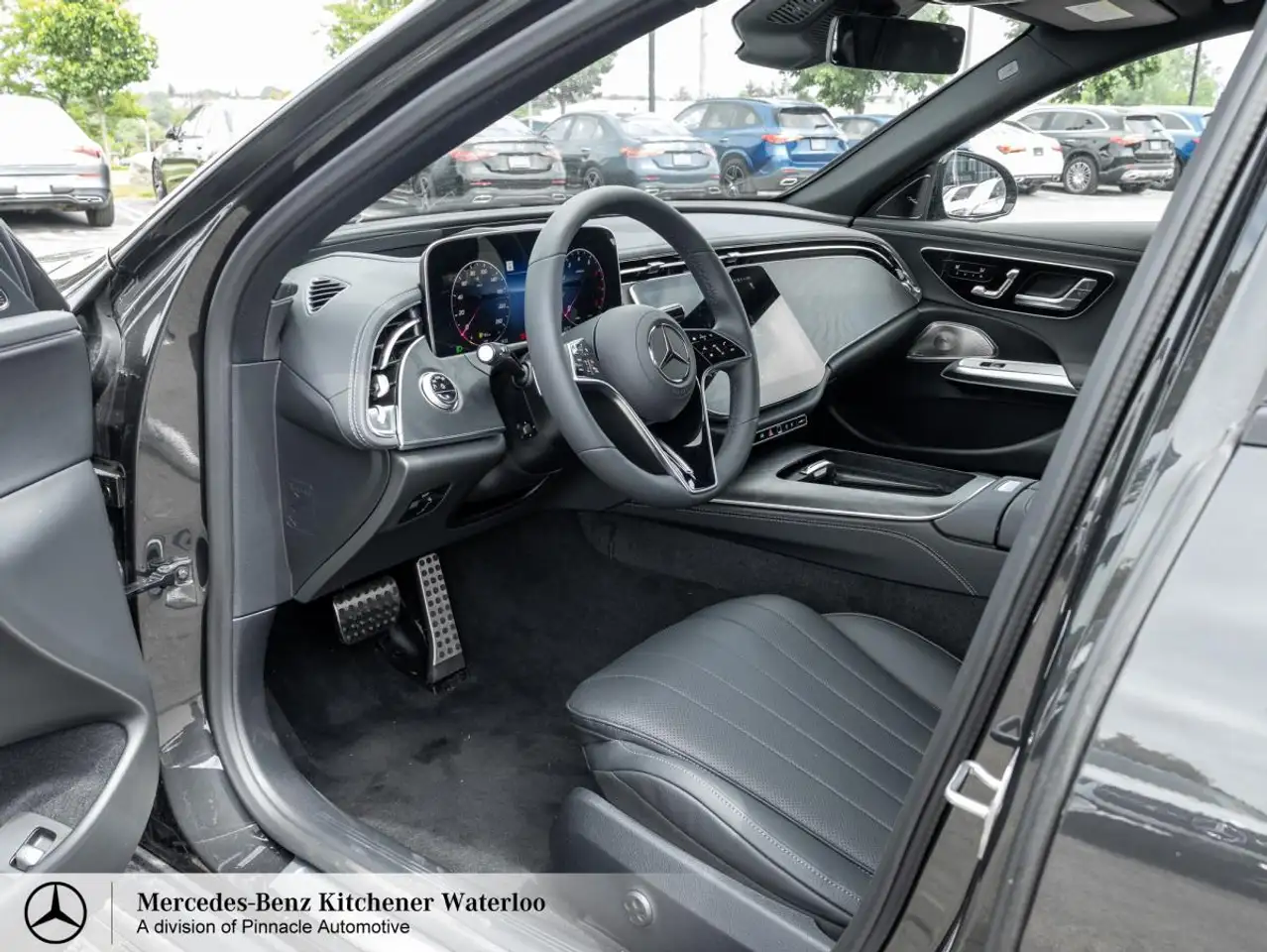Mercedes-Benz E-Class fotografie Mercedes-Benz E-Class