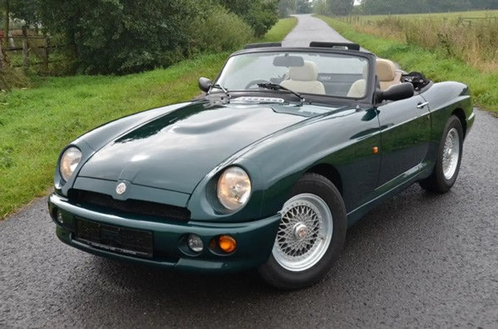 Rover Sonstige RV8 Roadster MGB V8 1996 Grün Beige Grün - 1