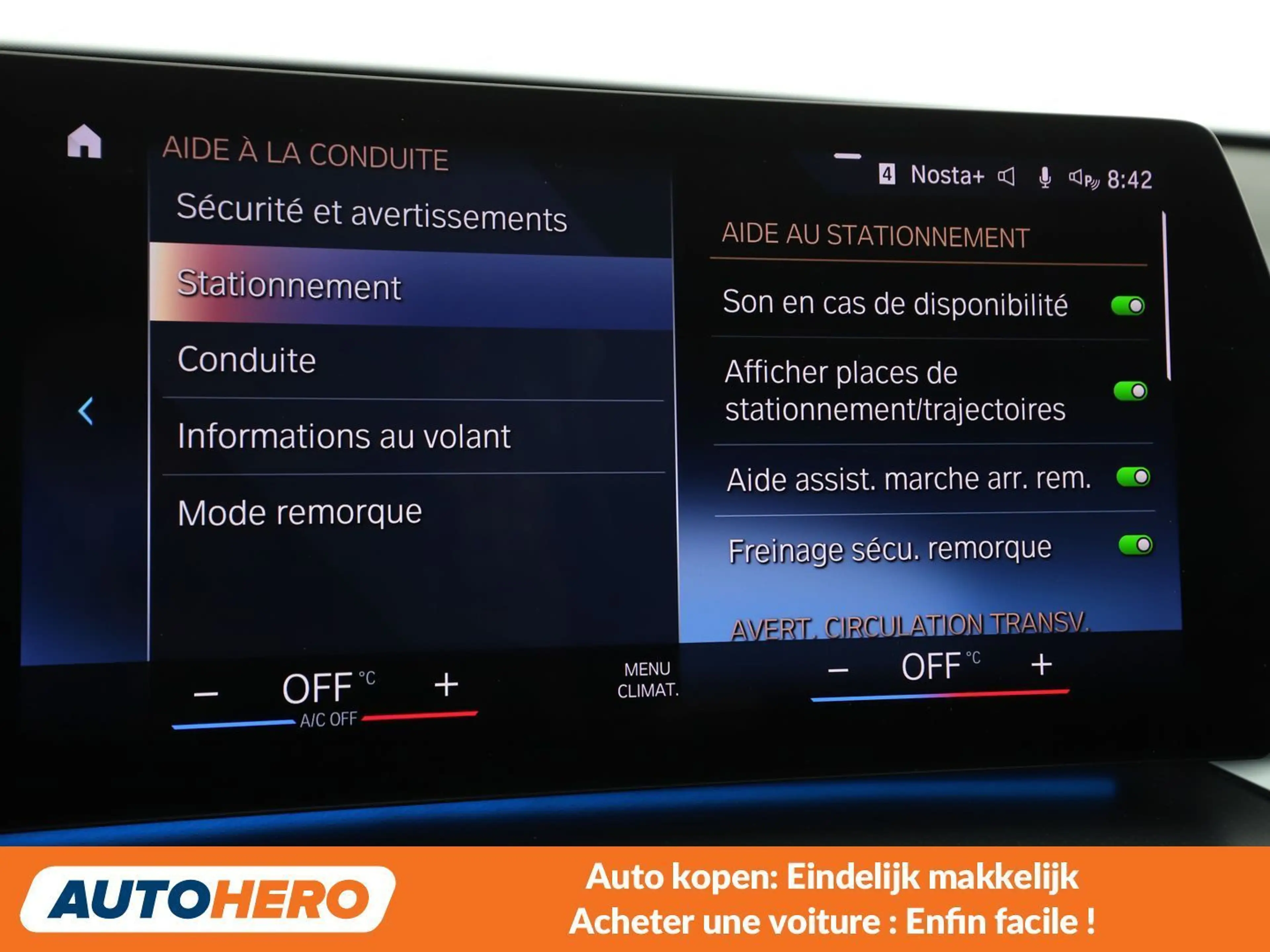 BMW iX1 xDrive 30 M Sport — photo 12