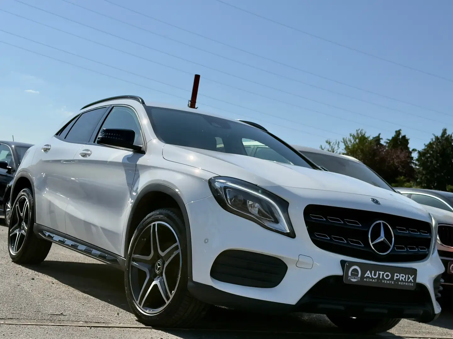 Mercedes-Benz GLA 180 d AMG Line Full Opts Etat Neuf 1Er Main Euro 6b Blanc - 2