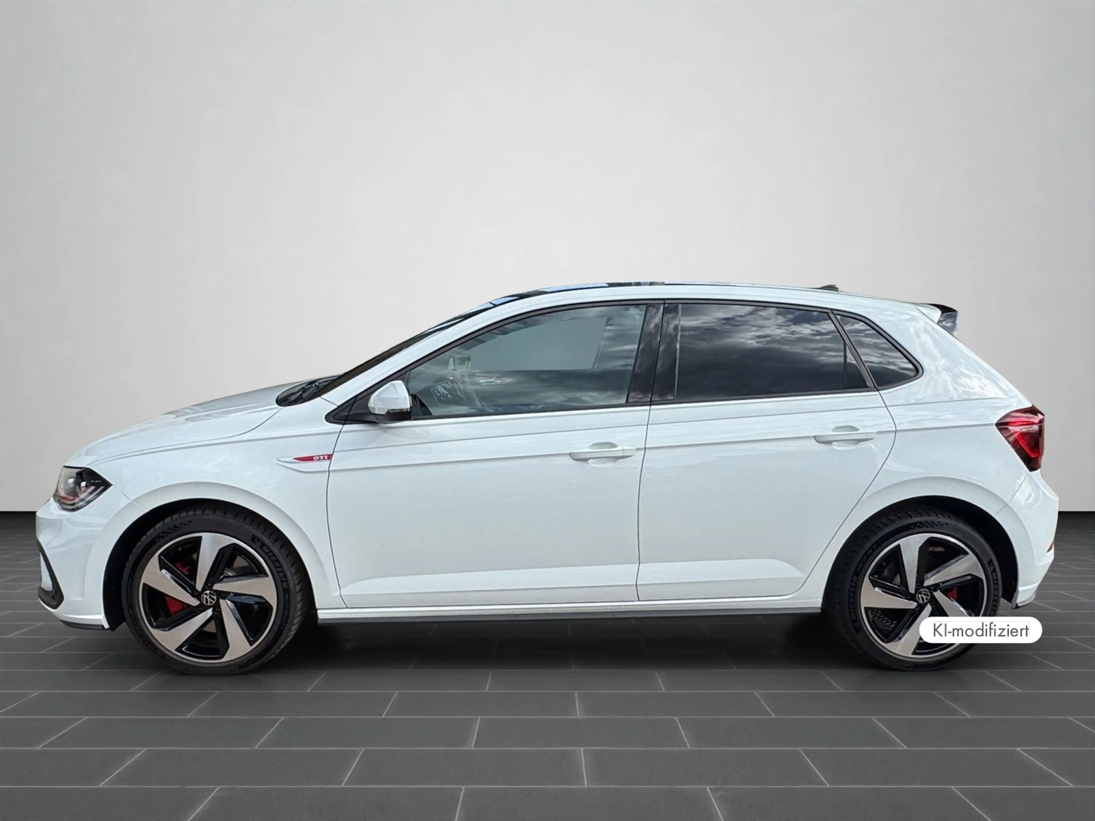 Volkswagen Polo GTI 2.0 TSI DSG IQ.LIGHT NAVI PANO REAR VIE — photo 8