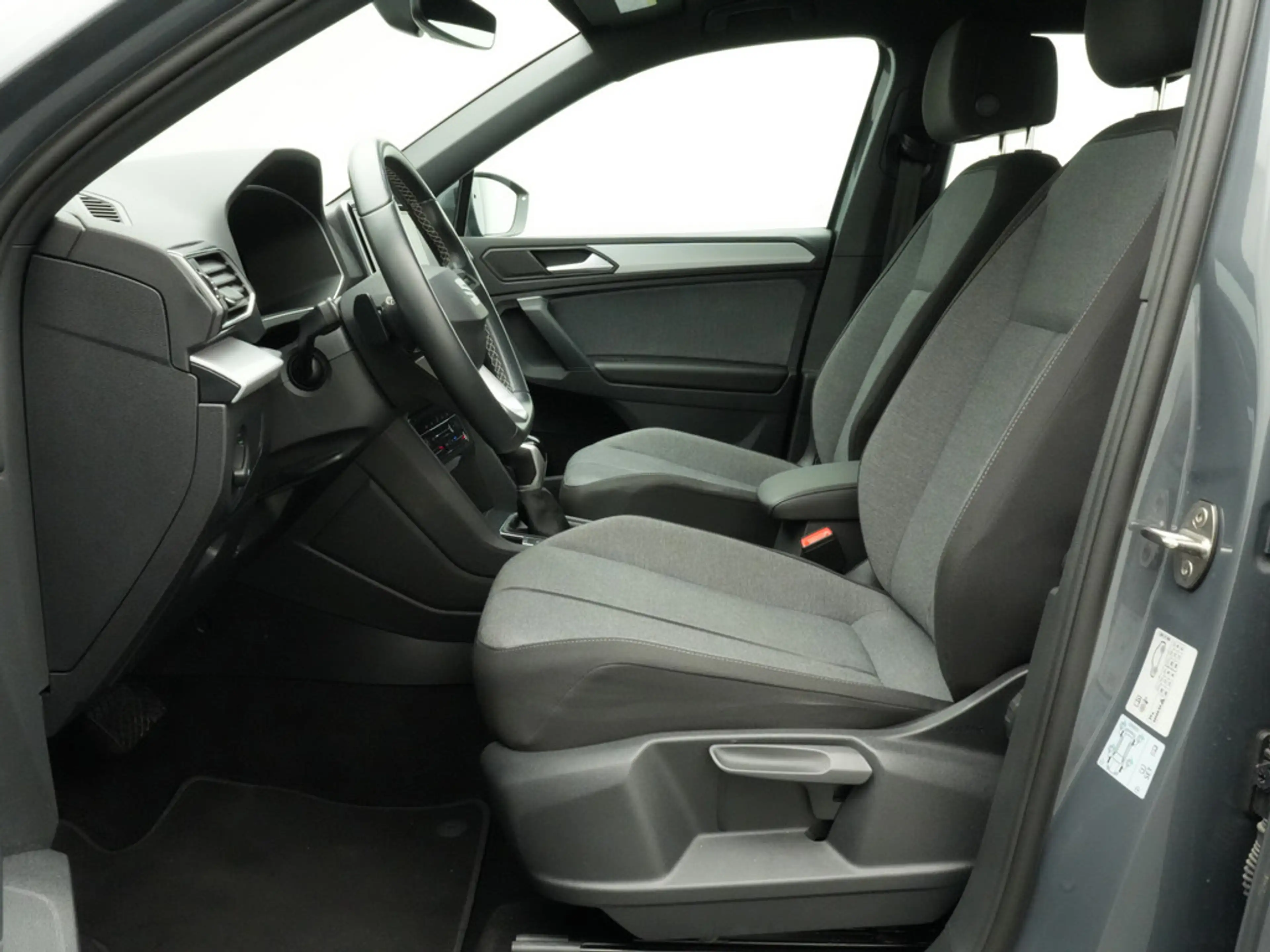 SEAT Tarraco DSG 7-SITZE ACC CARPLAY NAVI LED PDC — photo 9