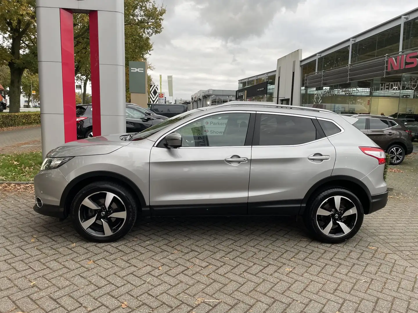 Nissan Qashqai 1.2 DIG-T N-Connecta Nav., Cruise, Climate, 4 Came Grigio - 2