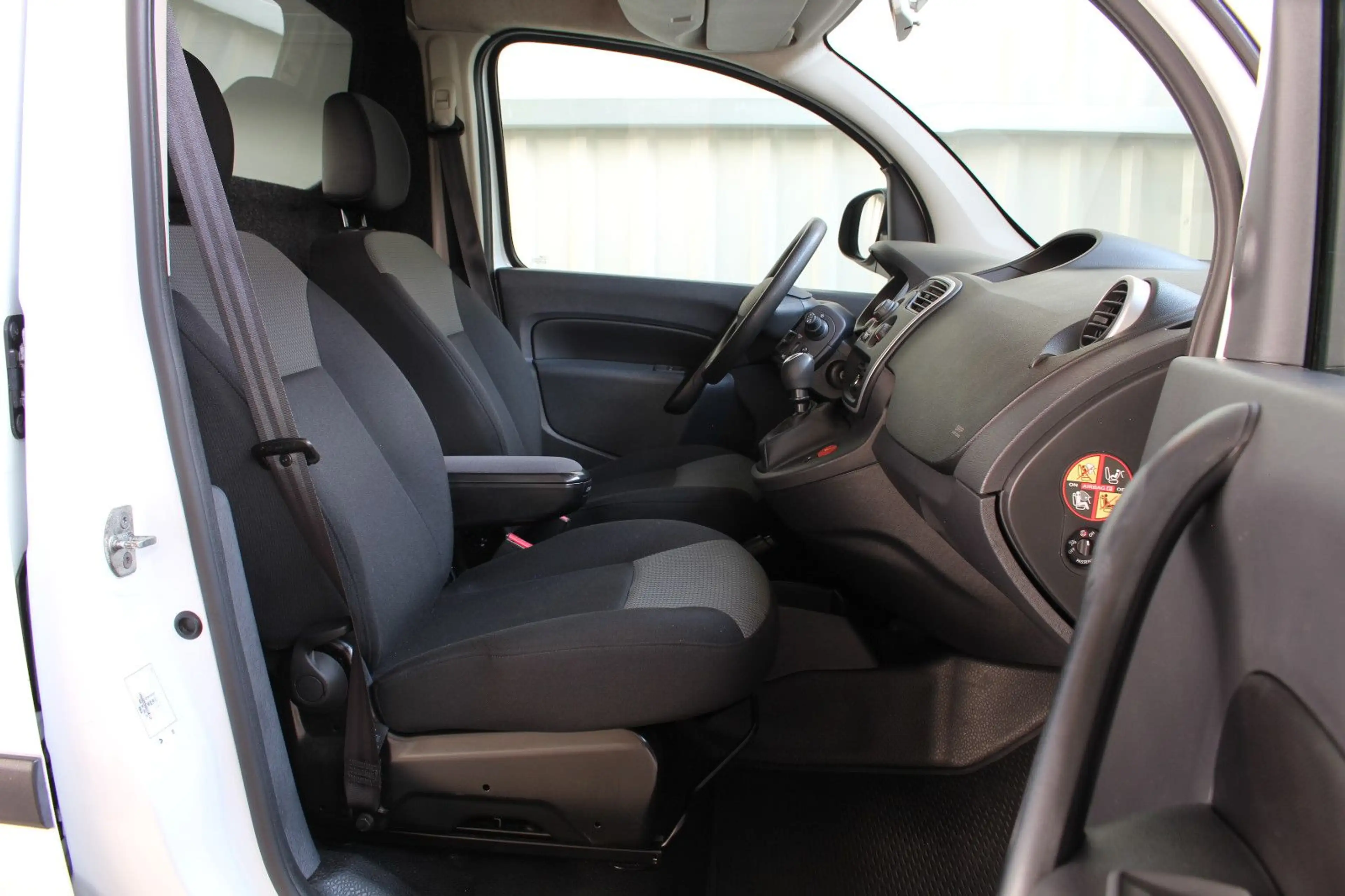 Renault Kangoo Rapid Extra — photo 12